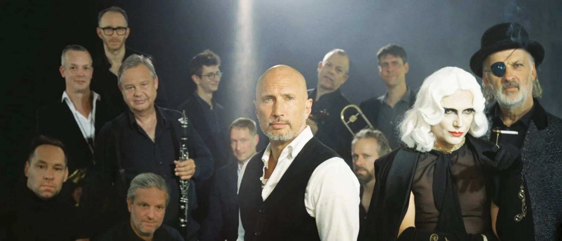 Musikalische Lesung mit dem Moka Eft Orchestra